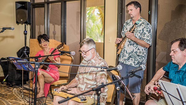 Joe Stewart at the 2018 Kaua&lsquo;i Steel Guitar Festival with Roseann Ramos, Tom Lunnenberg and Galen Blake
